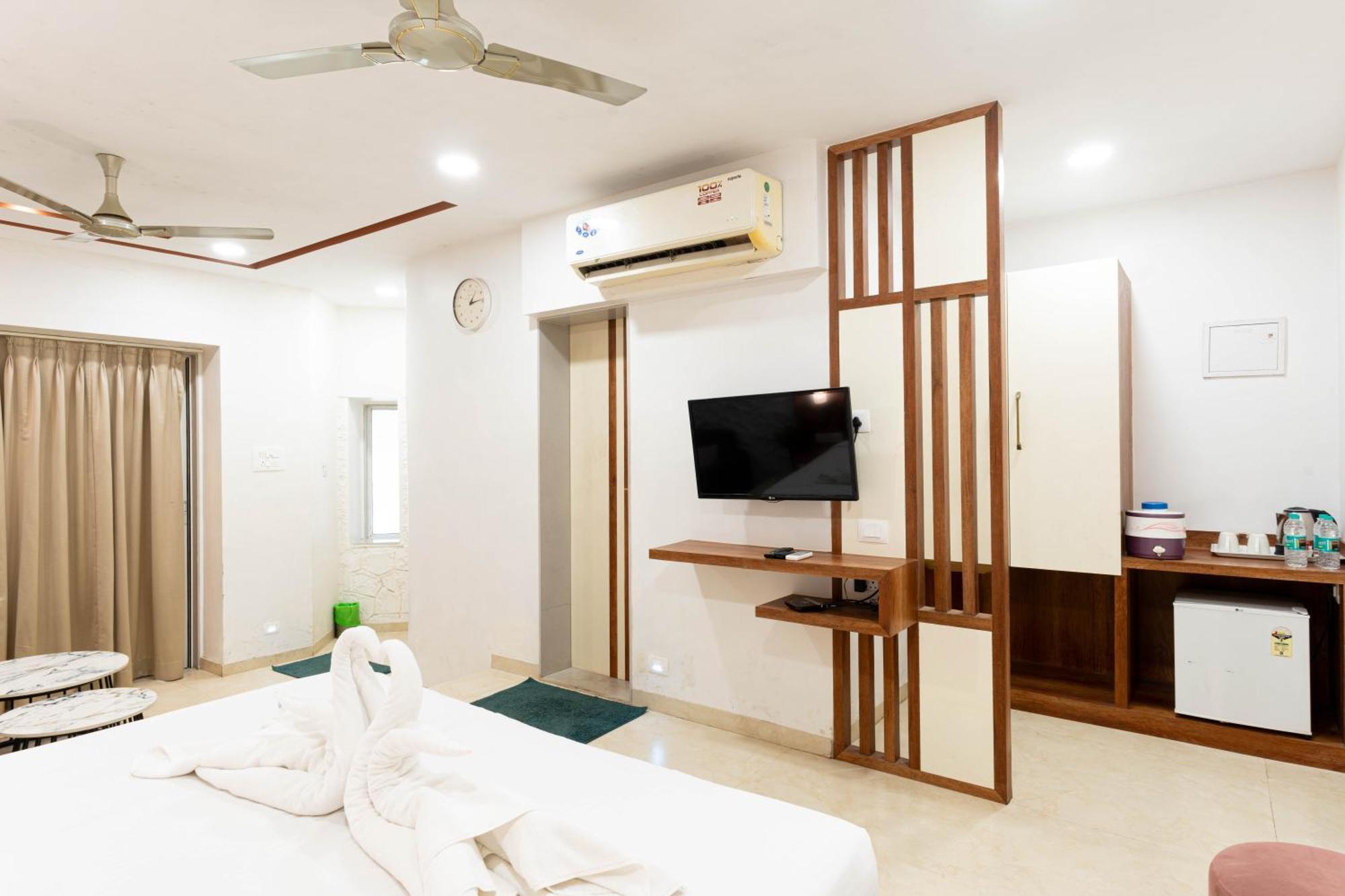 Deluxe Room With Balcony,1675895373:JPEG